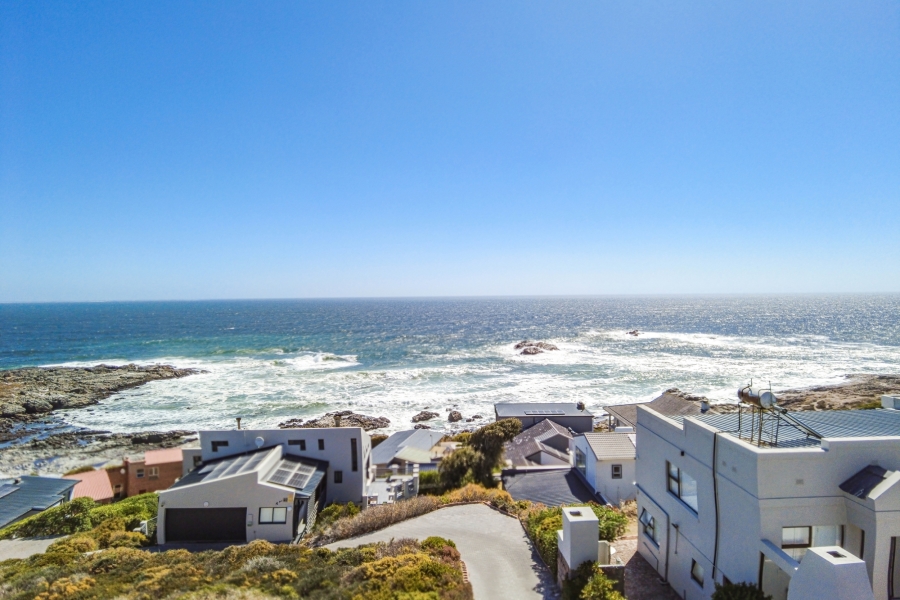 3 Bedroom Property for Sale in Yzerfontein Western Cape